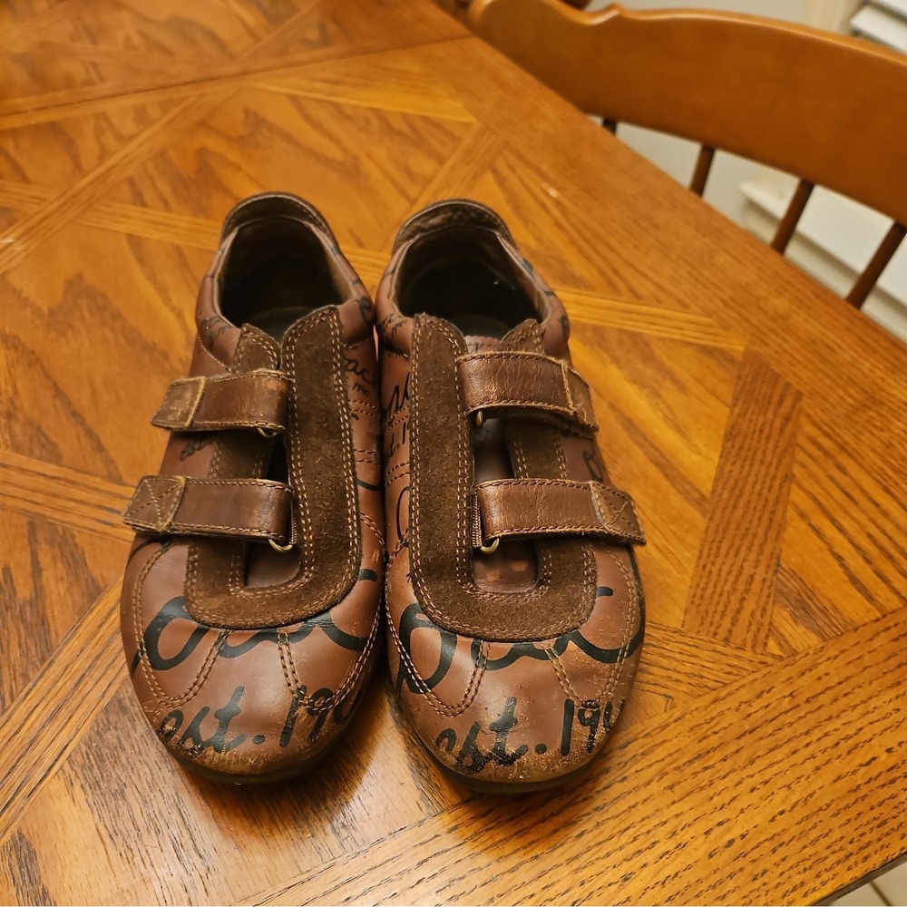 Women's Sneaker, Coach brand,‎ Gretel, Brown with Strap closure, Size 6.5M